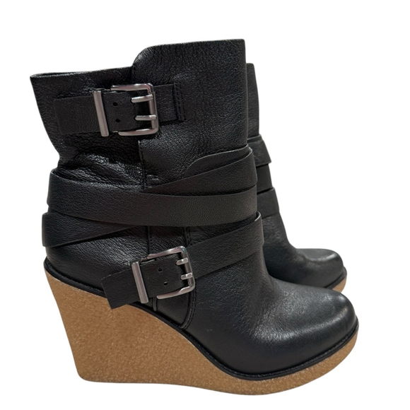 BCBGeneration Black Leather Wedge Booties Size 7.5 - Picture 2 of 9